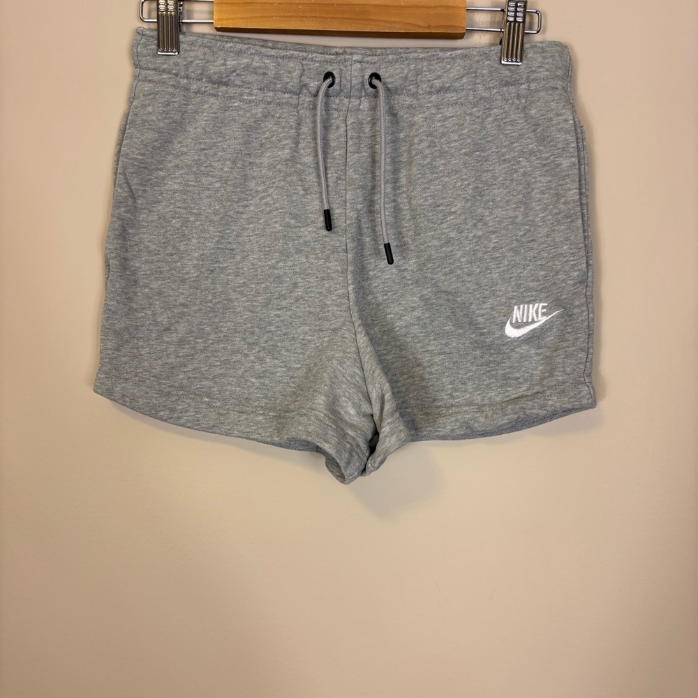 Nike Heather Gray Terry Cloth Casual Shorts with Pockets Women’s XS